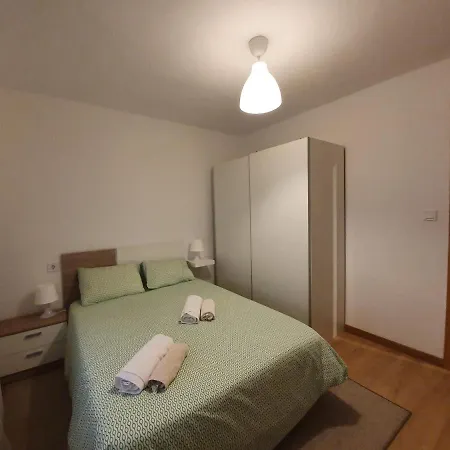 R2R - Apartamento Moderno Para 6 Personas -101A
